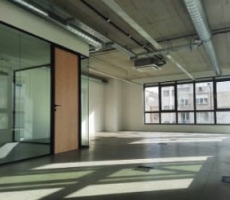 A Data Pro Business Center