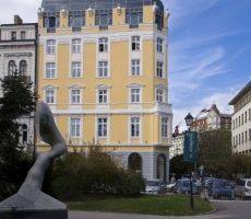 Business Building Batenberg