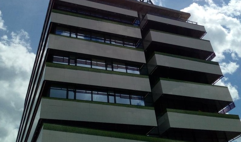 M plazza